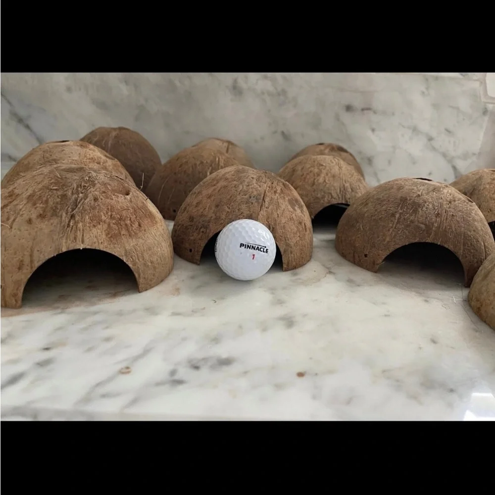 Coconut hut for small pets, reptiles, geckos, lizards, frog, fish, mice, etc